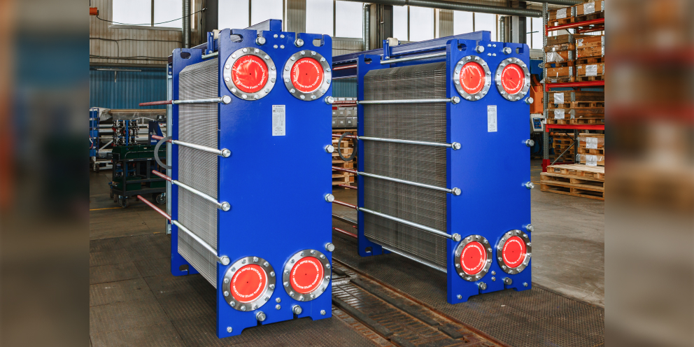 02_992x496px (6).jpg 02_992x496px (6).jpg